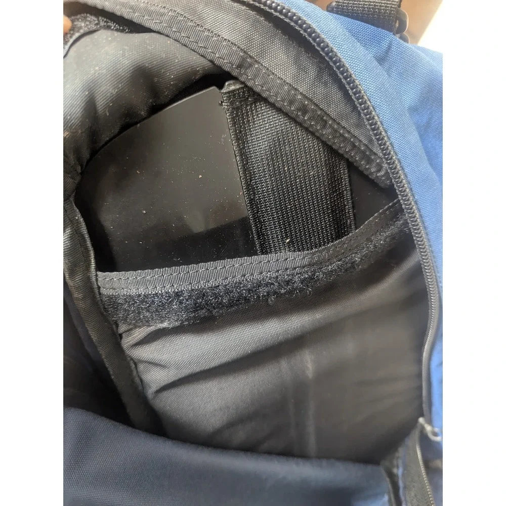 Eagle Creek Travel Backpack Blue Black Carry On Daypack Hiking Waist Belt Value